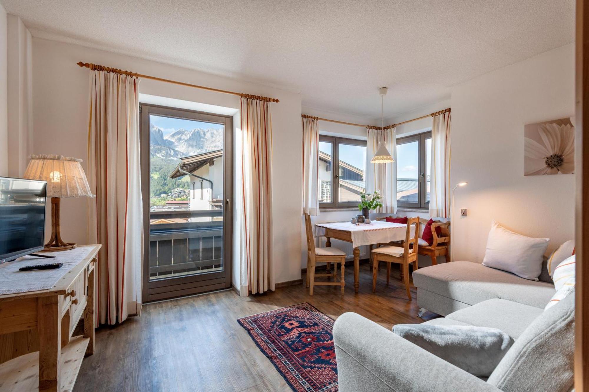 Haus Alpin Apartment Елмау Екстериор снимка